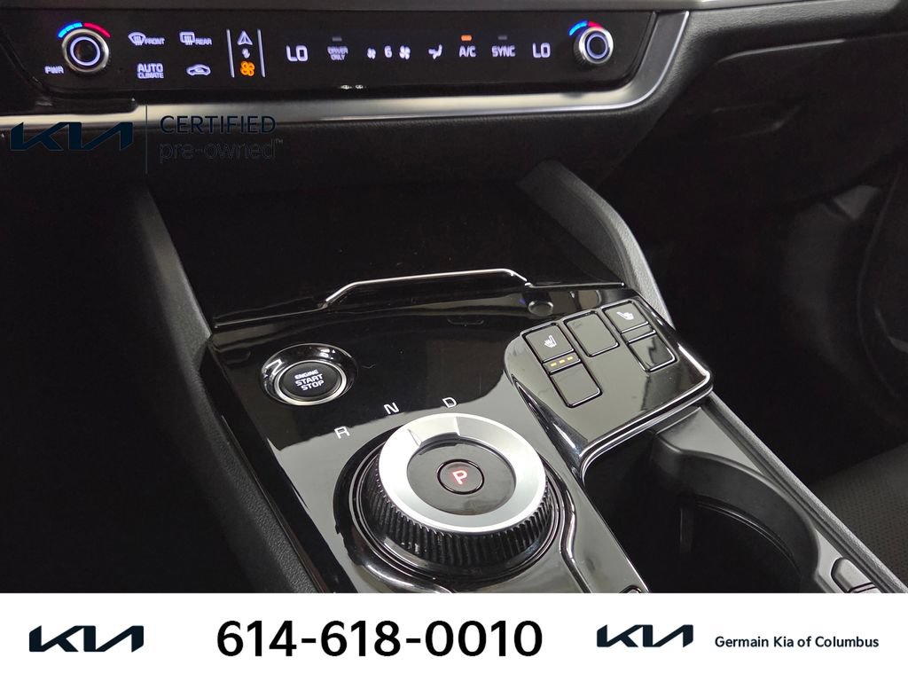 Certified 2024 Kia Sportage EX w/ EX Premium Package AWD/4WD image 24