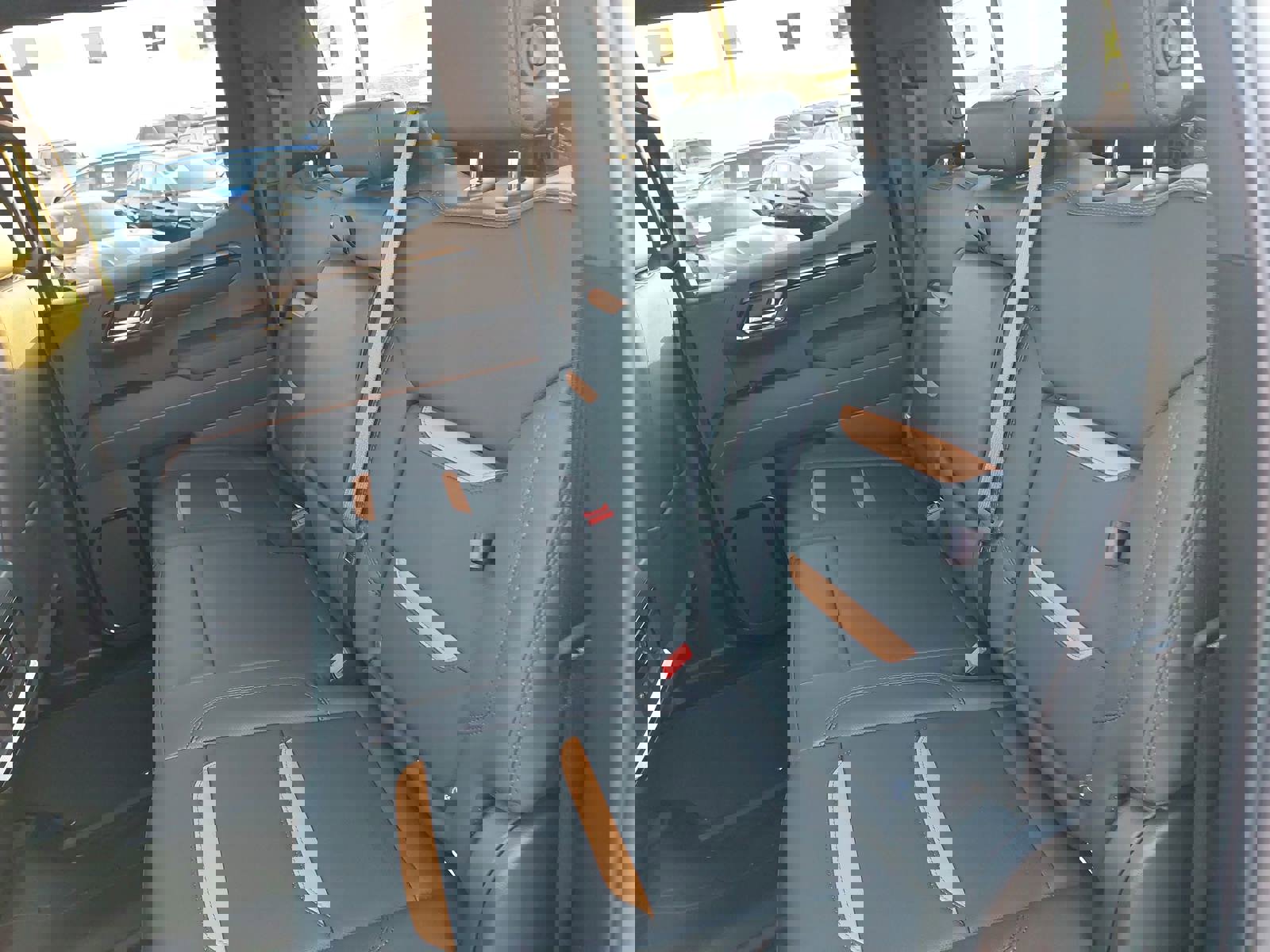 New 2026 GMC Sierra 1500 AT4 w/ Technology Package image 15