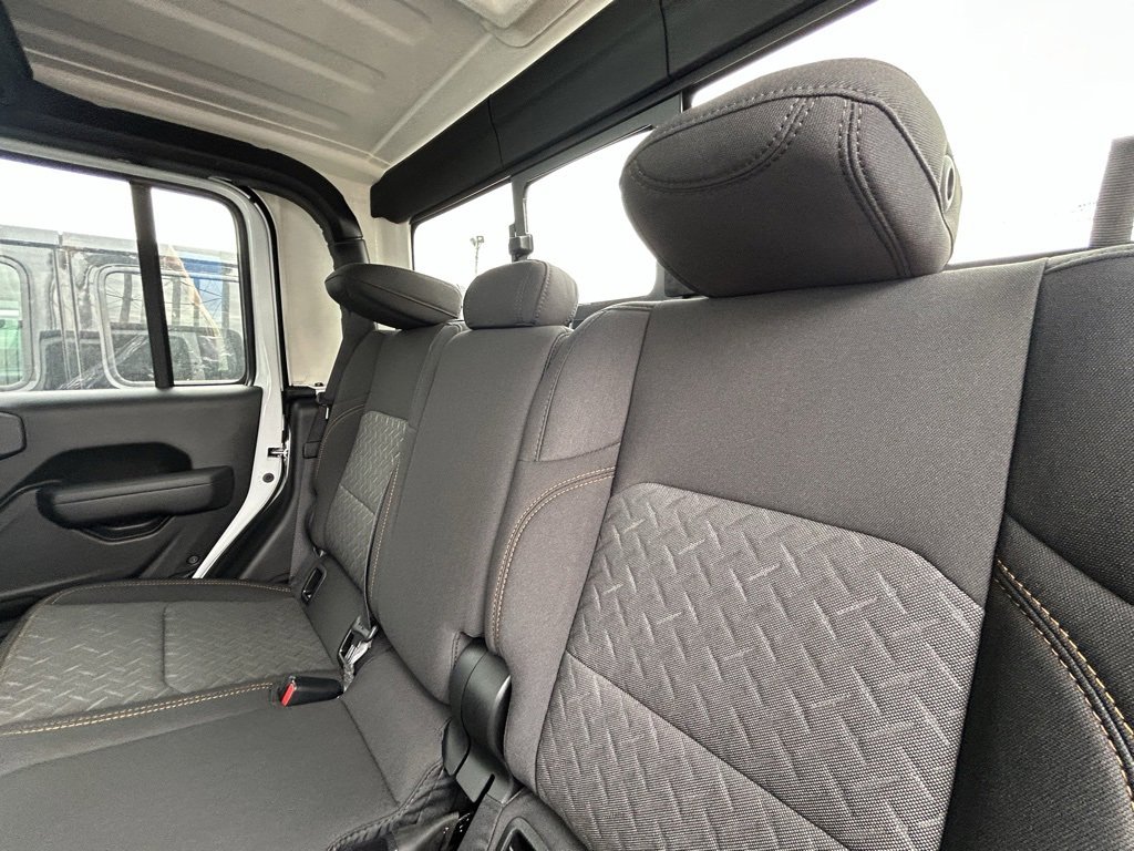 New 2026 Jeep Gladiator Mojave image 25