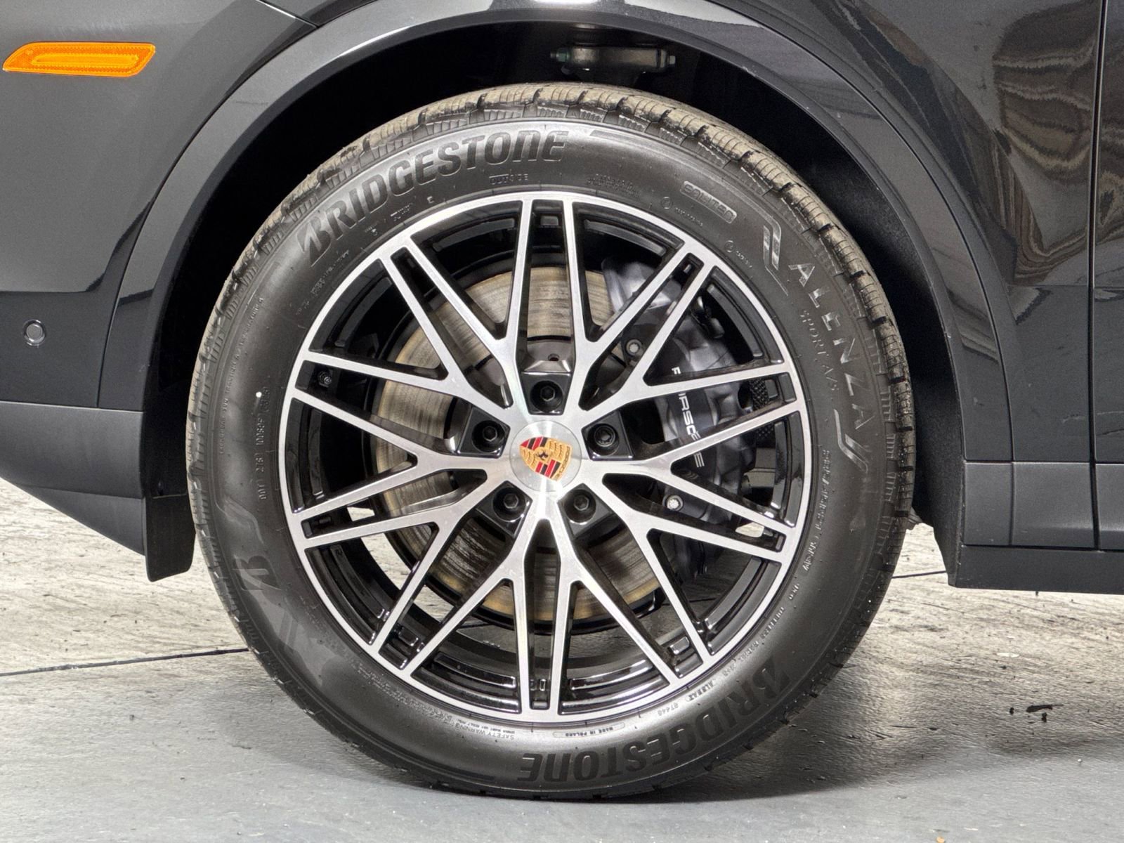 New 2026 Porsche Cayenne Coupe image 34