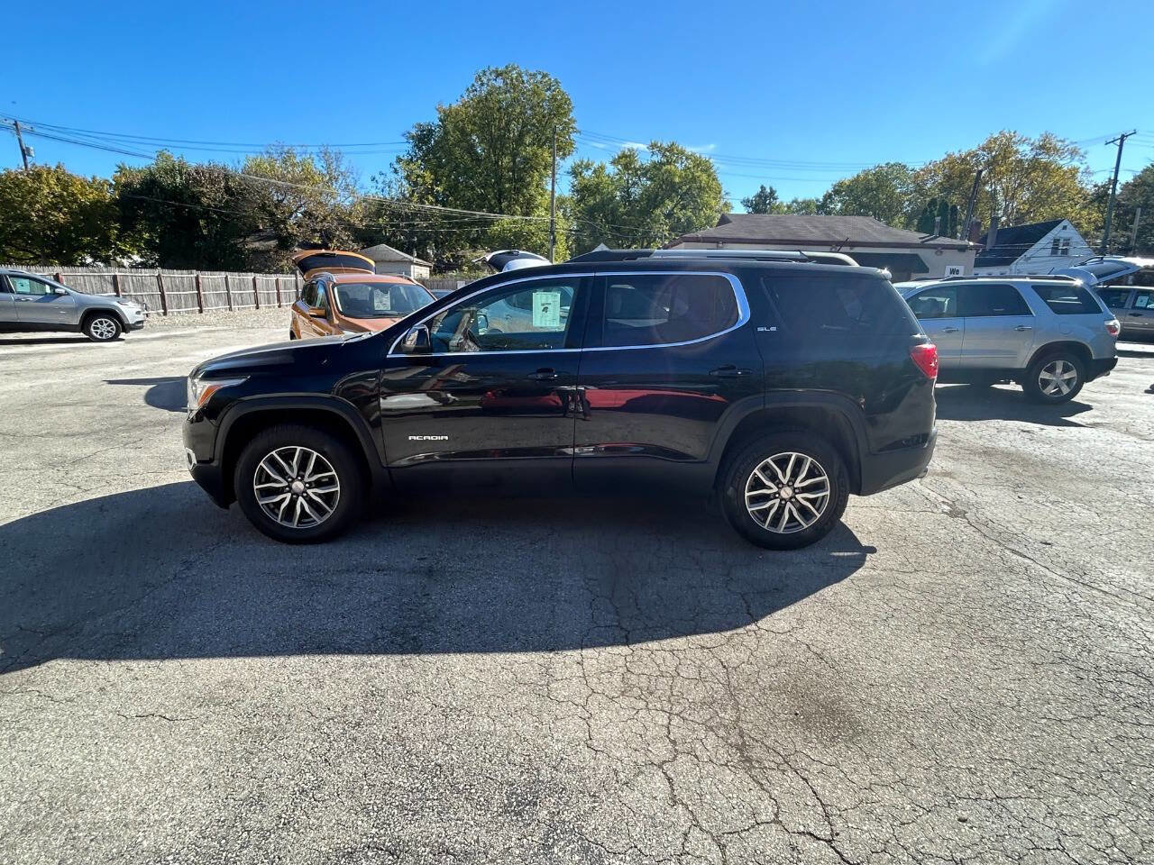 Used 2018 GMC Acadia SLE w/ Driver Alert Package I image 17