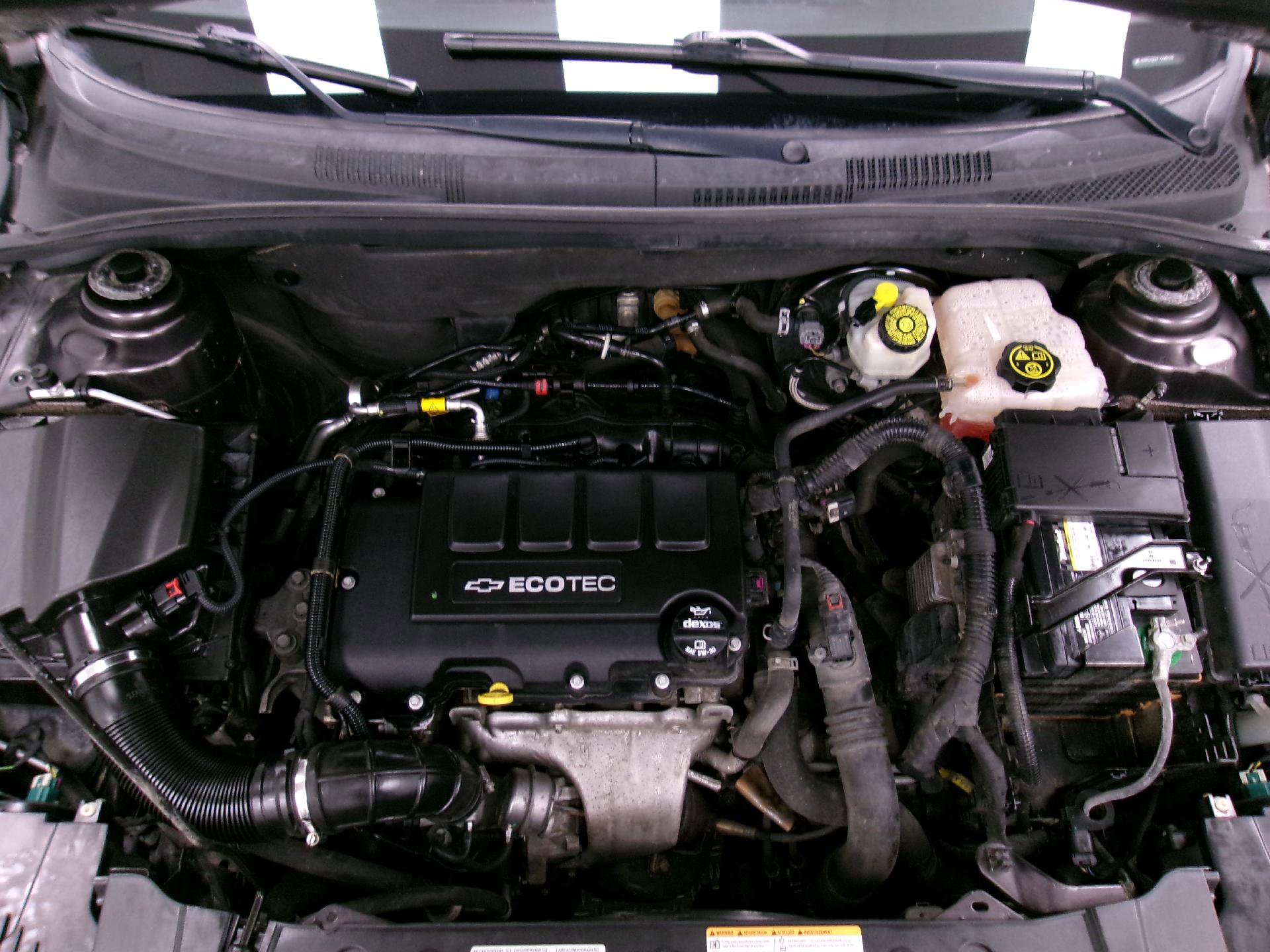 Used 2015 Chevrolet Cruze LT image 17