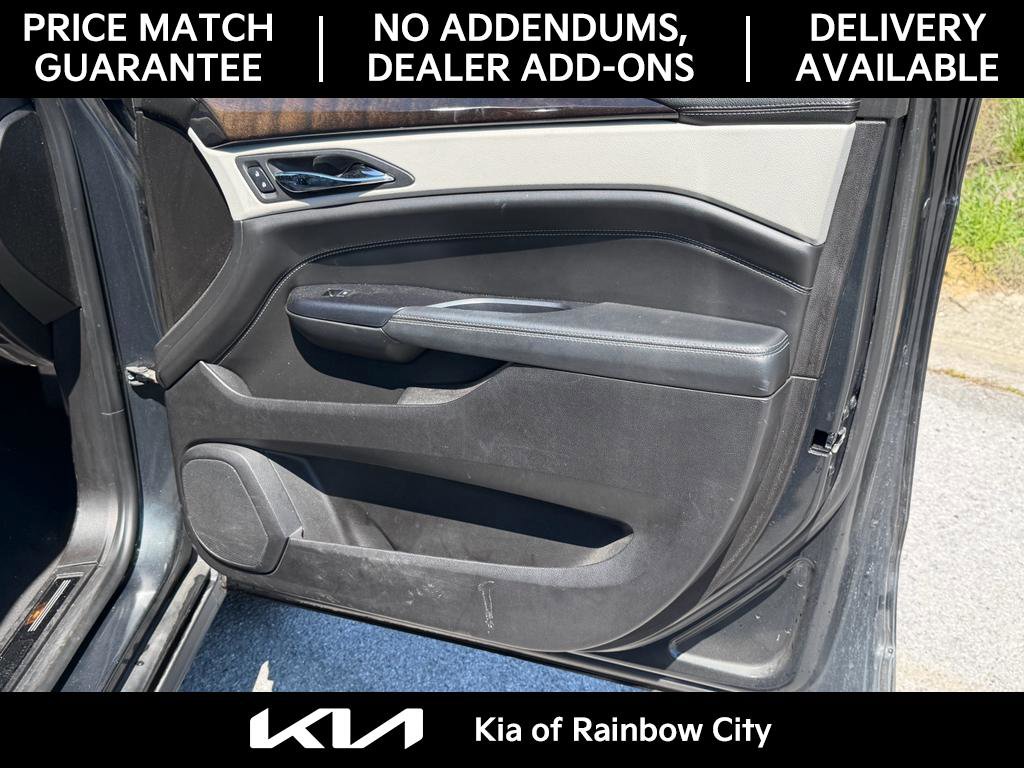 Used 2015 Cadillac SRX Luxury w/ Driver Awareness Package image 19