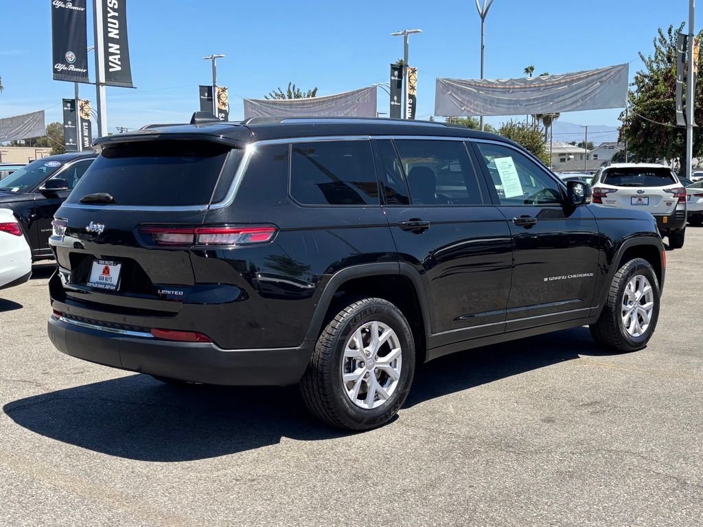 Used 2022 Jeep Grand Cherokee L Limited RWD image 3