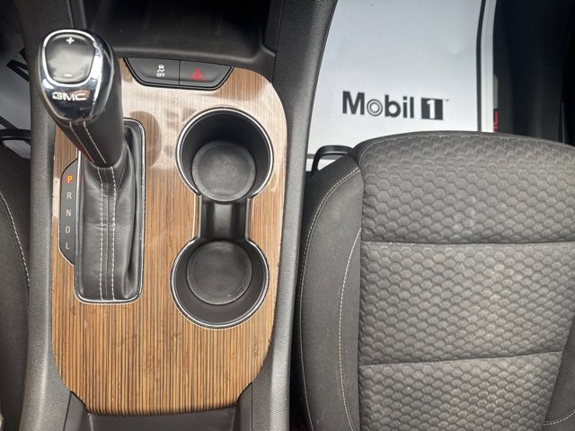 Used 2018 GMC Acadia SLE w/ LPO, Floor Liner Package image 32