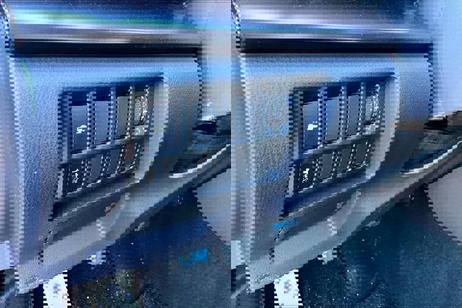 Used 2025 Subaru WRX Premium image 32