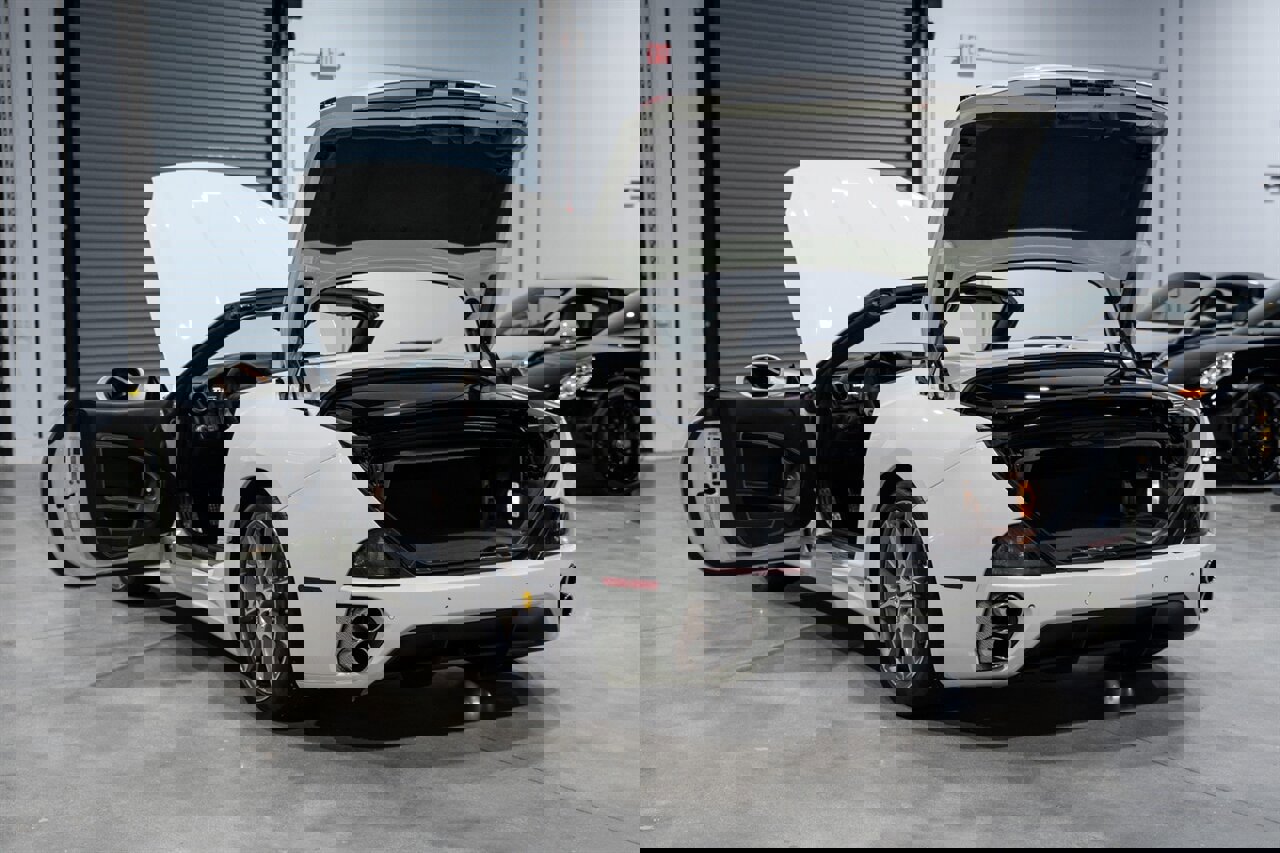 Used 2014 Ferrari California image 38