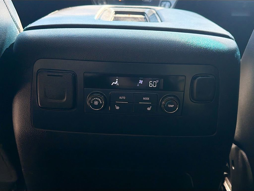 Used 2017 Chevrolet Tahoe LT w/ Luxury Package image 28