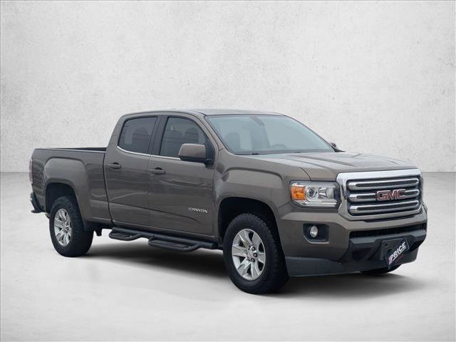 Used 2015 GMC Canyon SLE image 3