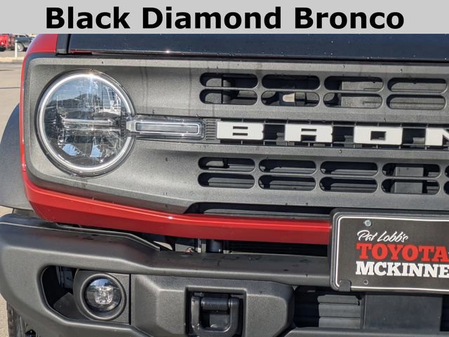 Used 2023 Ford Bronco Black Diamond image 3