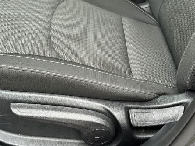 Used 2023 Kia Forte LXS w/ LXS Technology Package FWD image 13