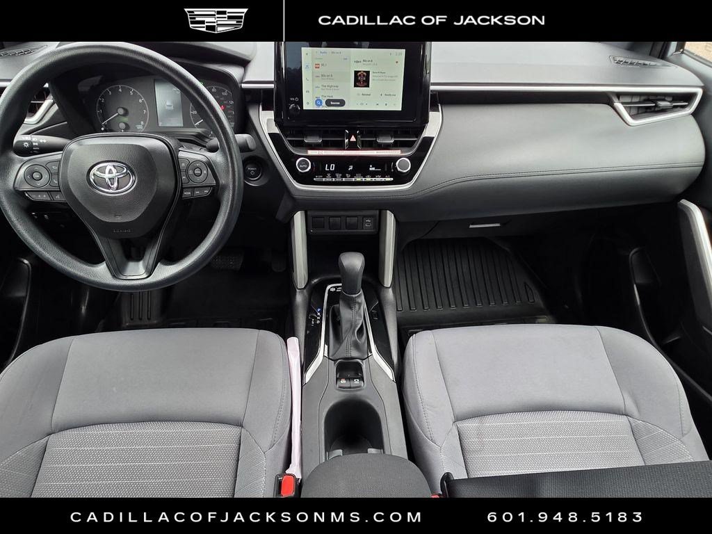 Used 2025 Toyota Corolla Cross AWD Hybrid image 9