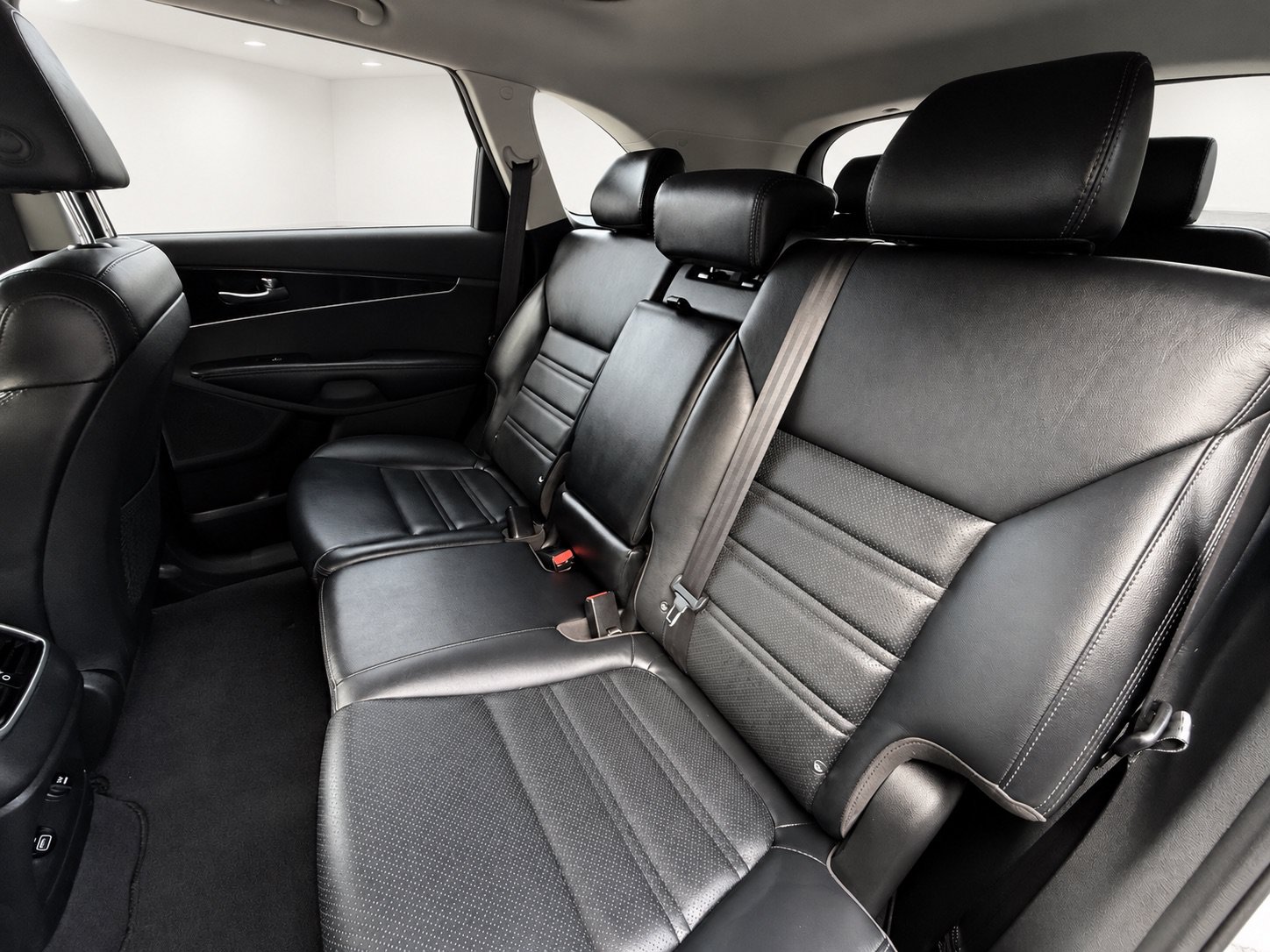 Used 2020 Kia Sorento EX AWD/4WD image 27