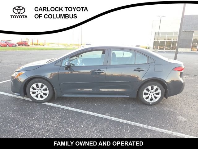 Used 2023 Toyota Corolla LE FWD image 1