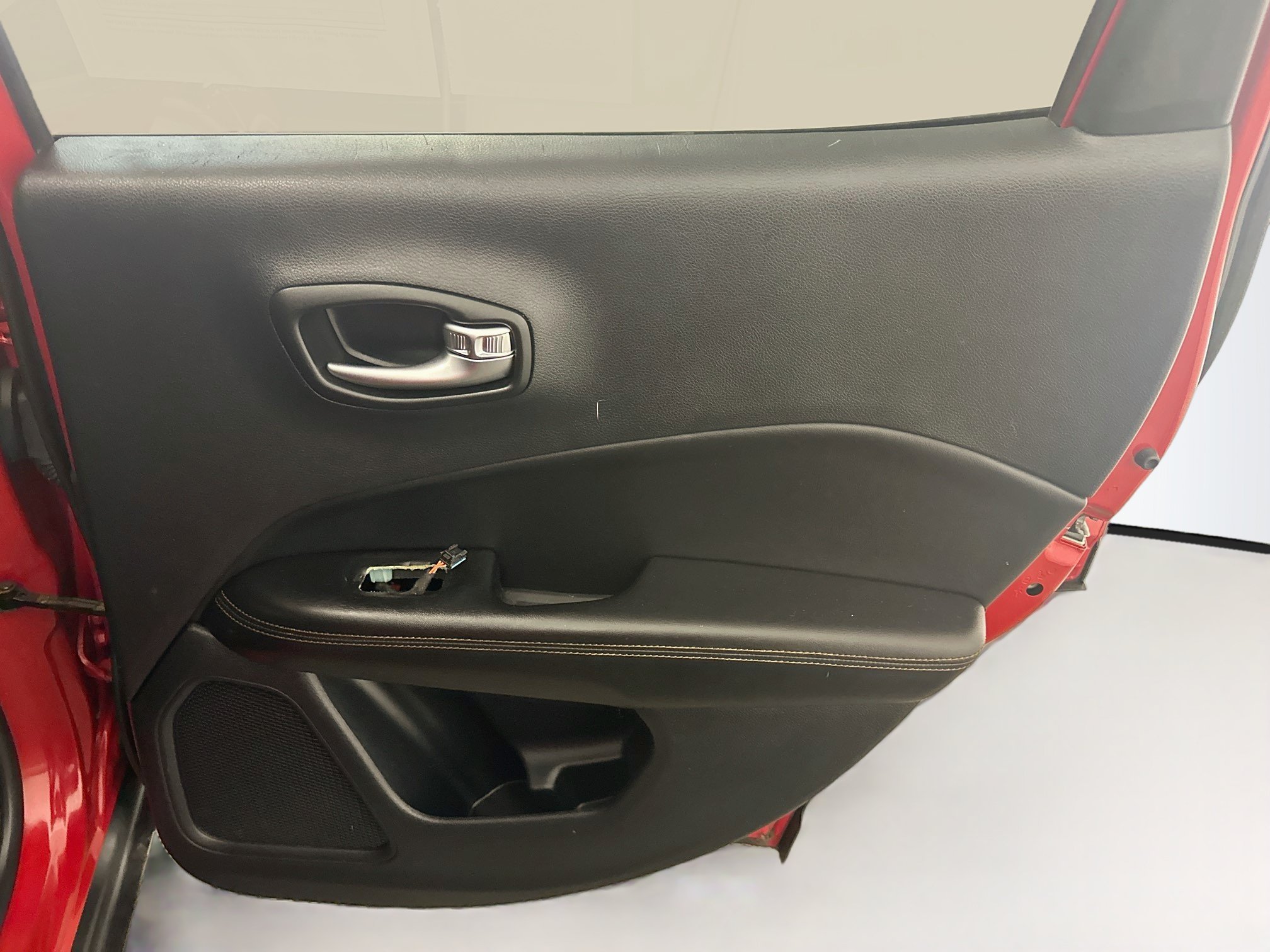 Used 2021 Jeep Compass Limited AWD/4WD image 31