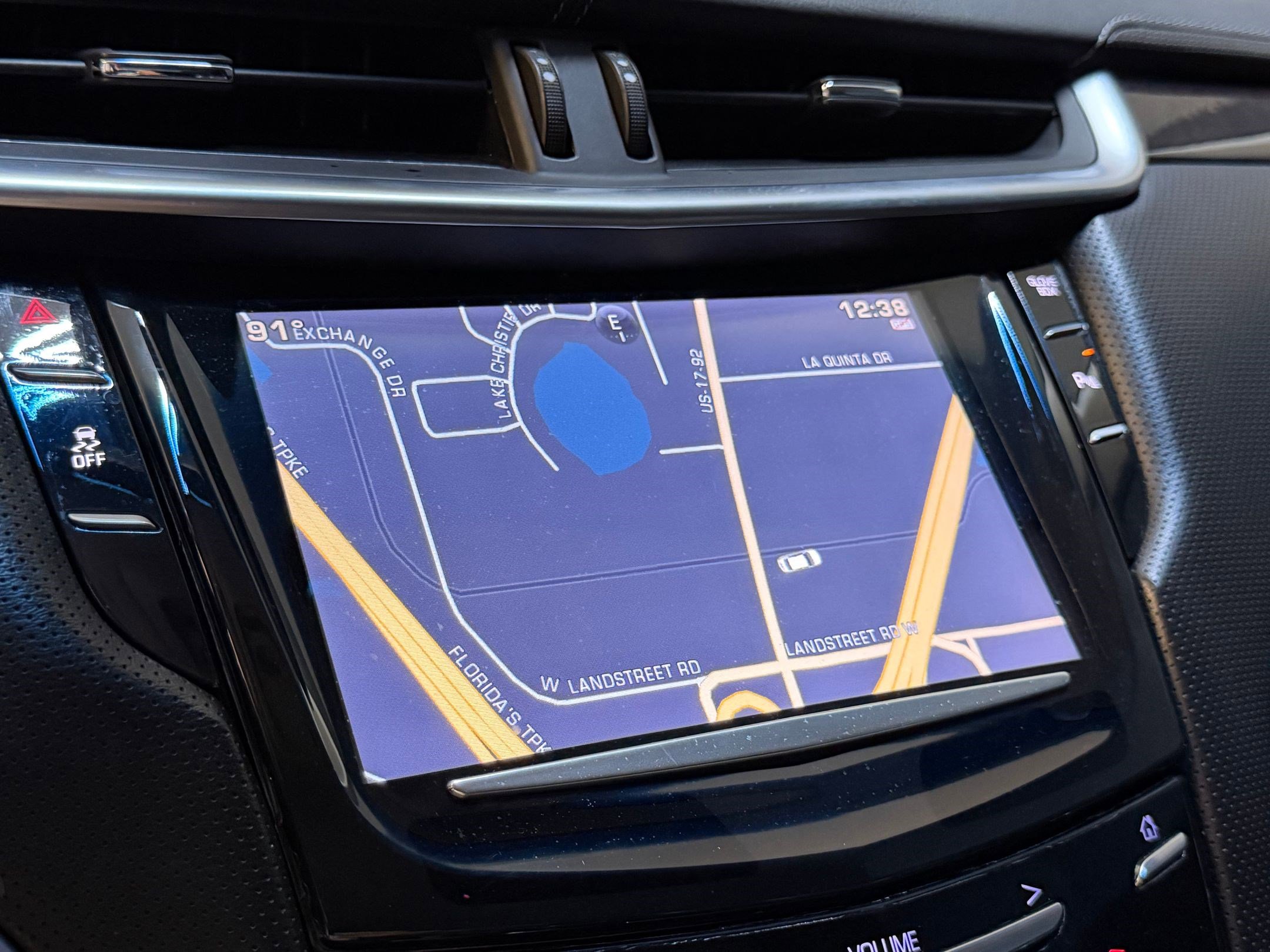 Used 2015 Cadillac XTS Luxury AWD/4WD image 27