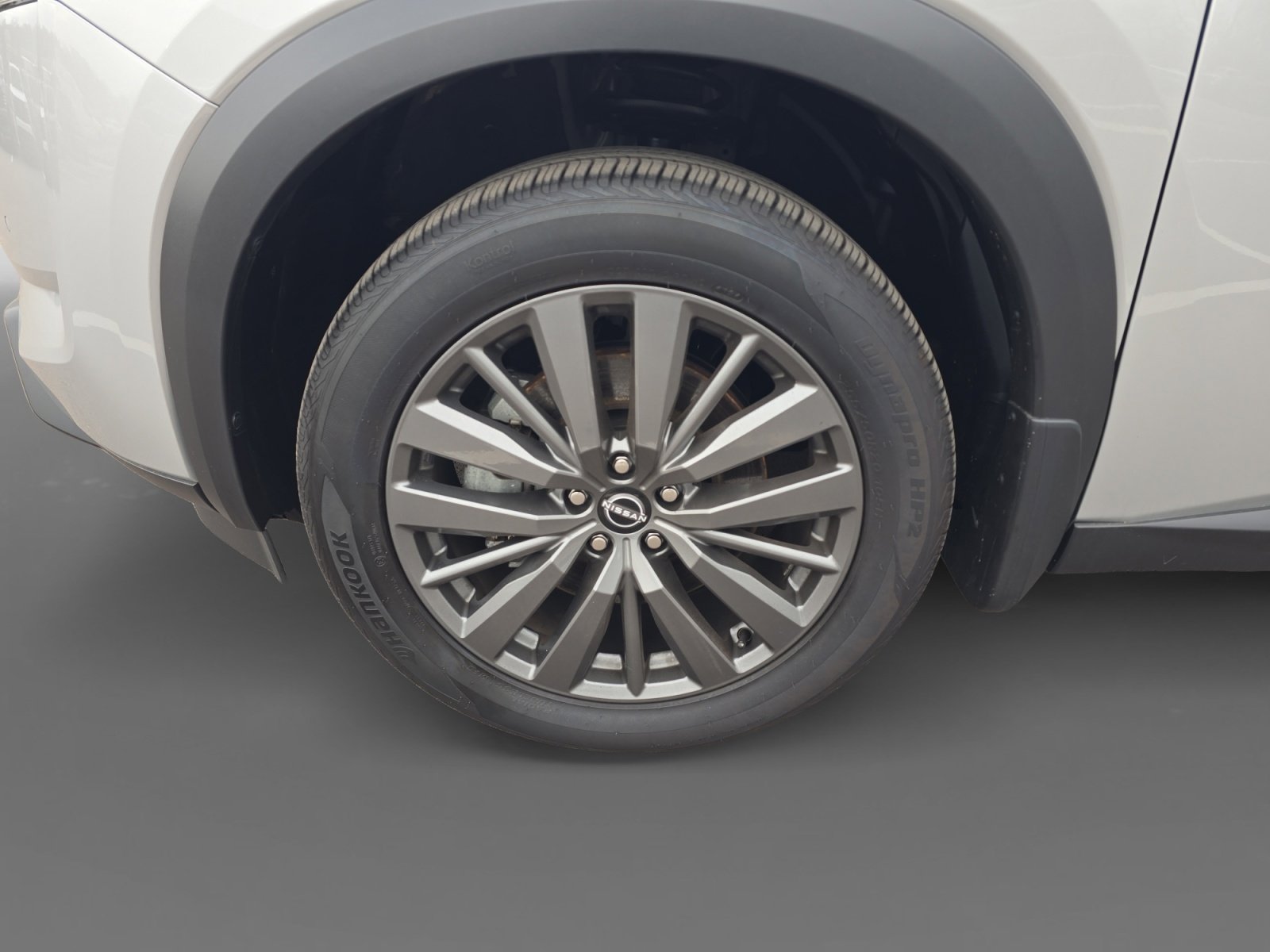 Used 2025 Nissan Pathfinder SL w/ SL Premium Package image 9