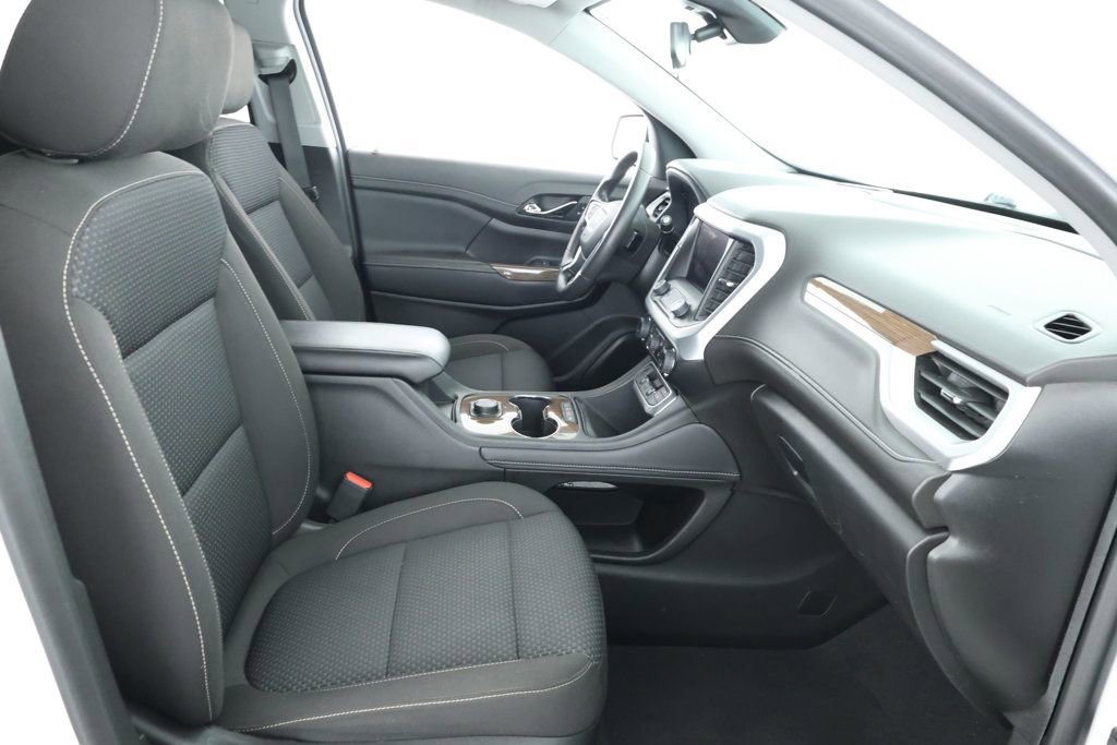 Used 2023 GMC Acadia SLE image 23