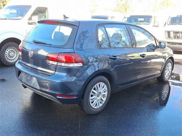 Used 2014 Volkswagen Golf 4-Door image 8