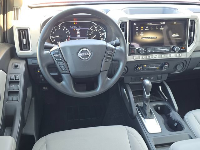 Certified 2025 Nissan Frontier SV AWD/4WD image 11