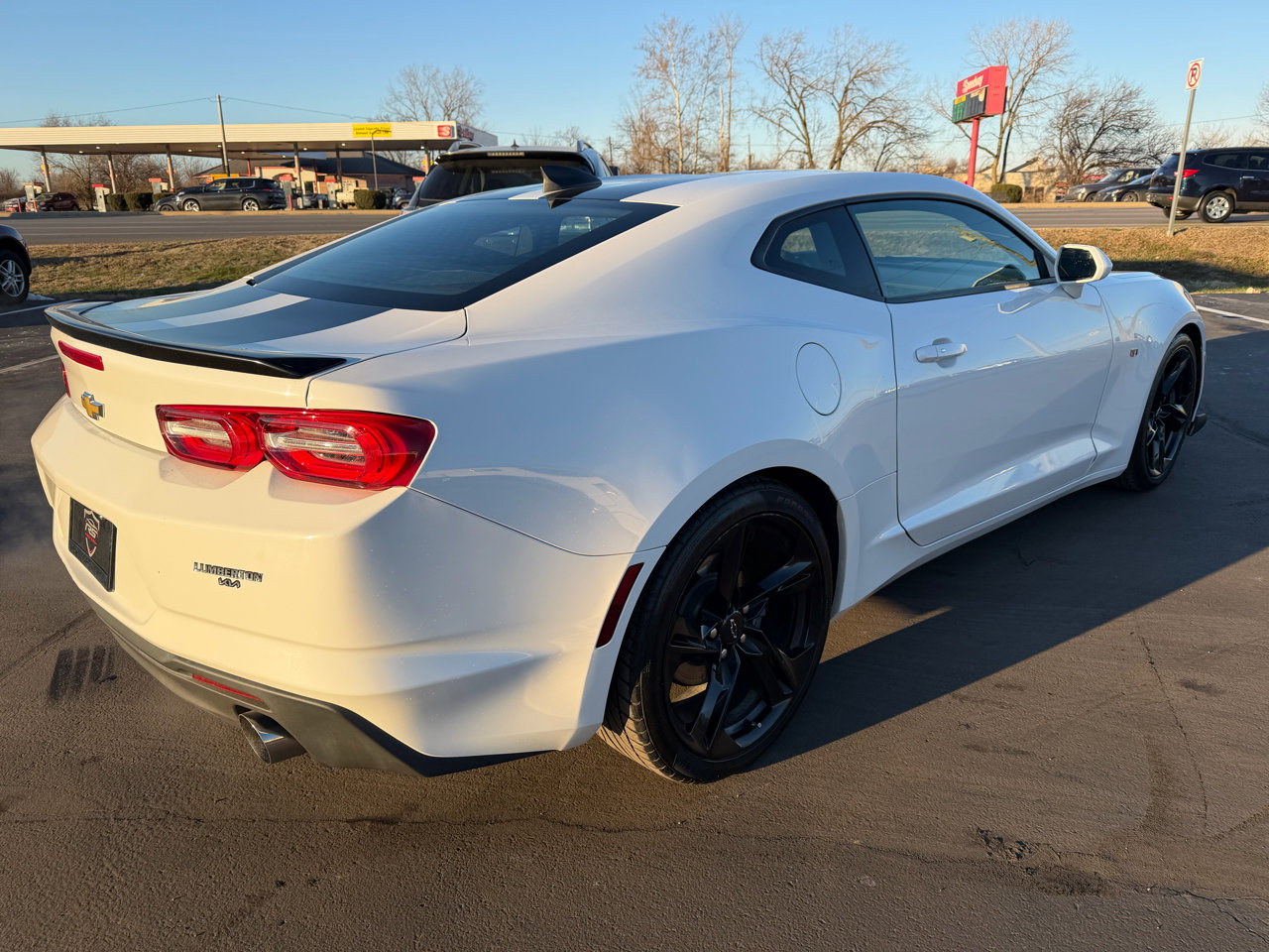 Used 2022 Chevrolet Camaro LT image 27