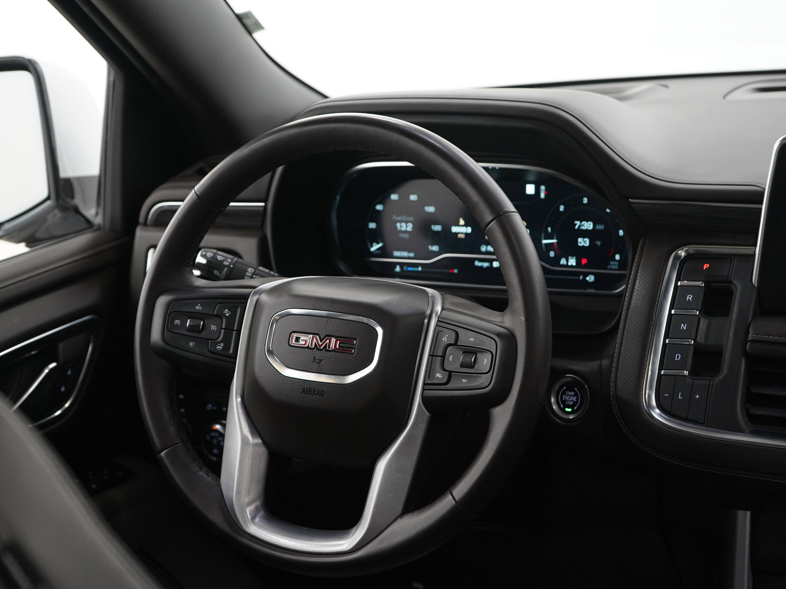 Used 2023 GMC Yukon SLT w/ SLT Premium Package AWD/4WD image 14