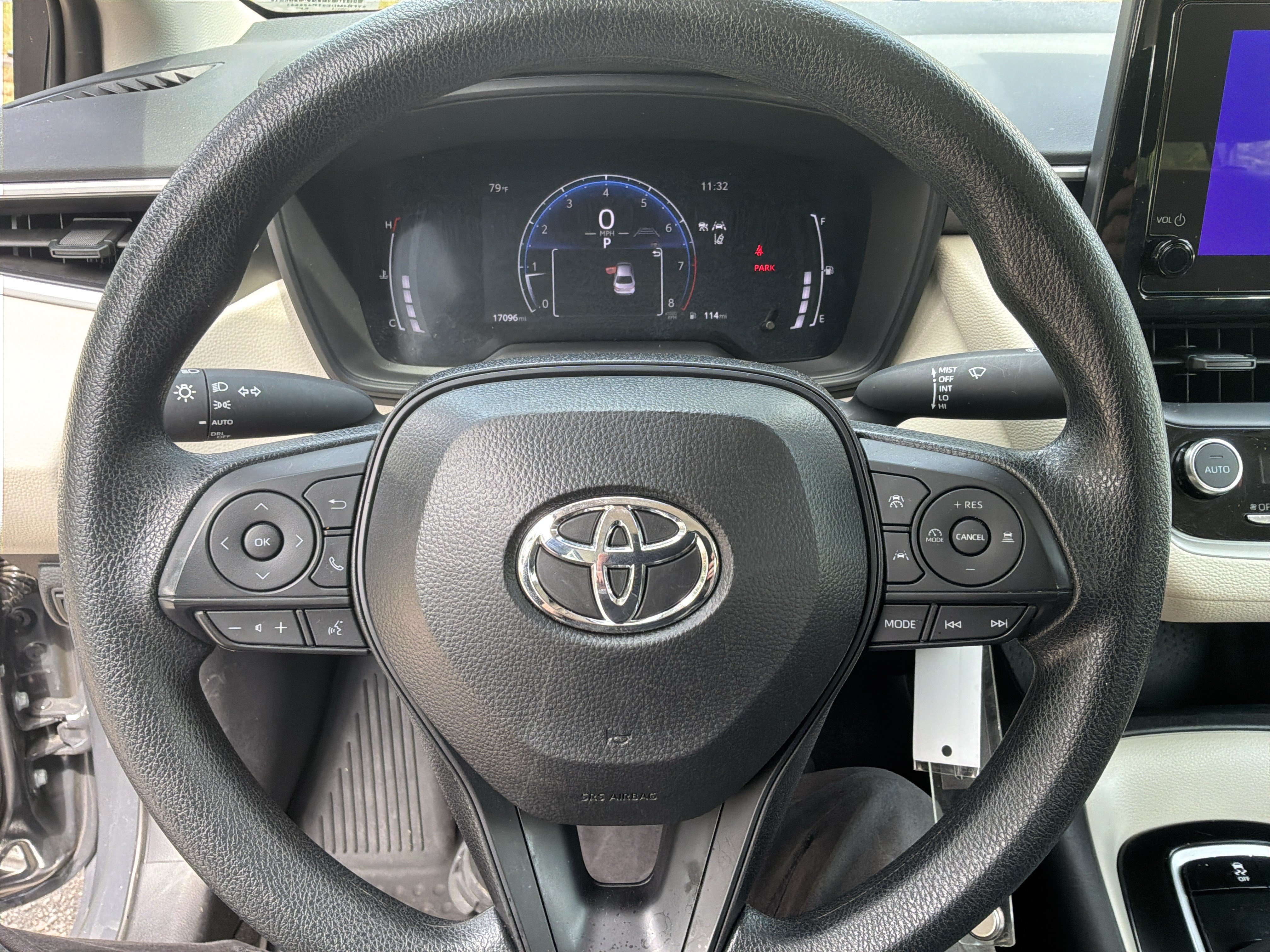 Used 2026 Toyota Corolla LE FWD image 16