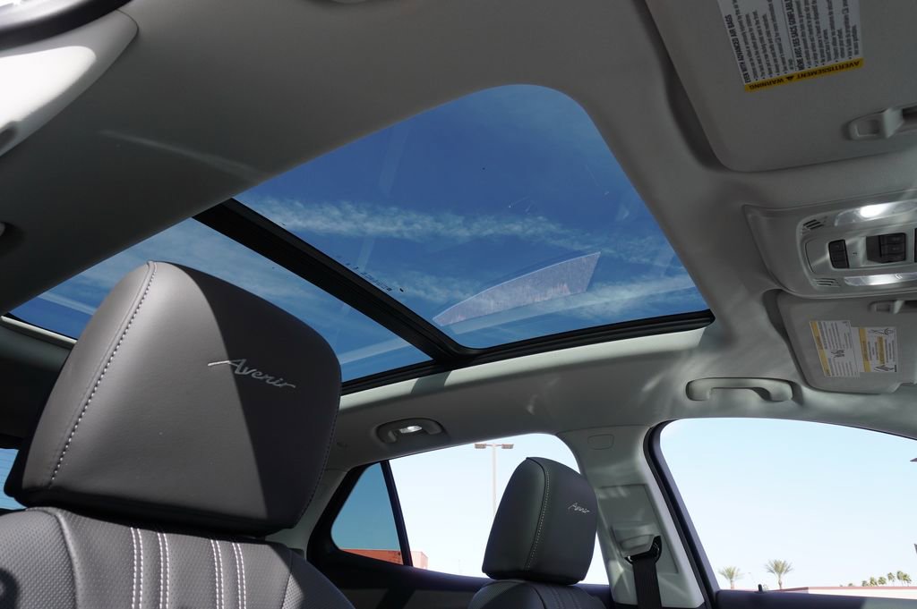 Certified 2026 Buick Envision Avenir image 13