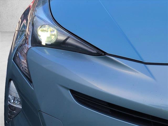 Used 2016 Toyota Prius Three Touring FWD image 4