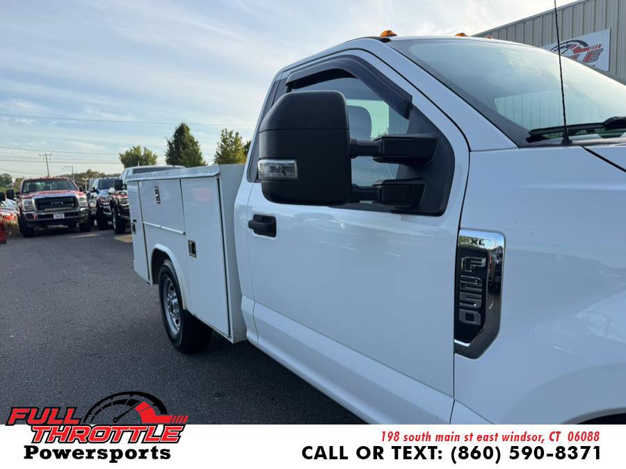 Used 2019 Ford F250 XL w/ XL Value Package image 2