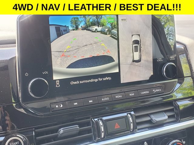Used 2024 Nissan Pathfinder SL AWD/4WD image 19