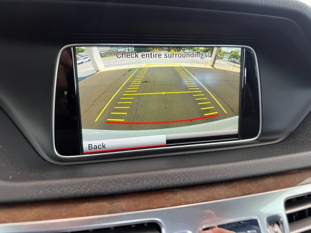 Used 2014 Mercedes-Benz E 350 4MATIC Sedan image 19