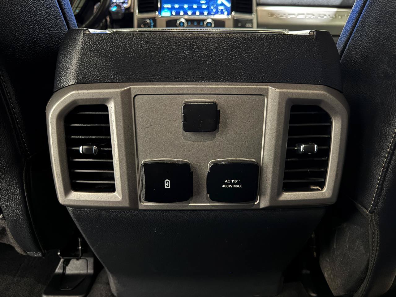 Used 2022 Ford F350 Lariat w/ Lariat Ultimate Package AWD/4WD image 51