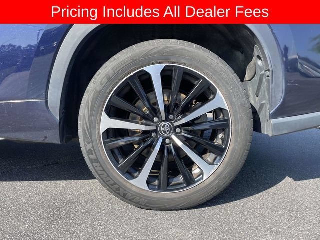 Used 2022 Toyota Highlander XSE AWD/4WD image 9