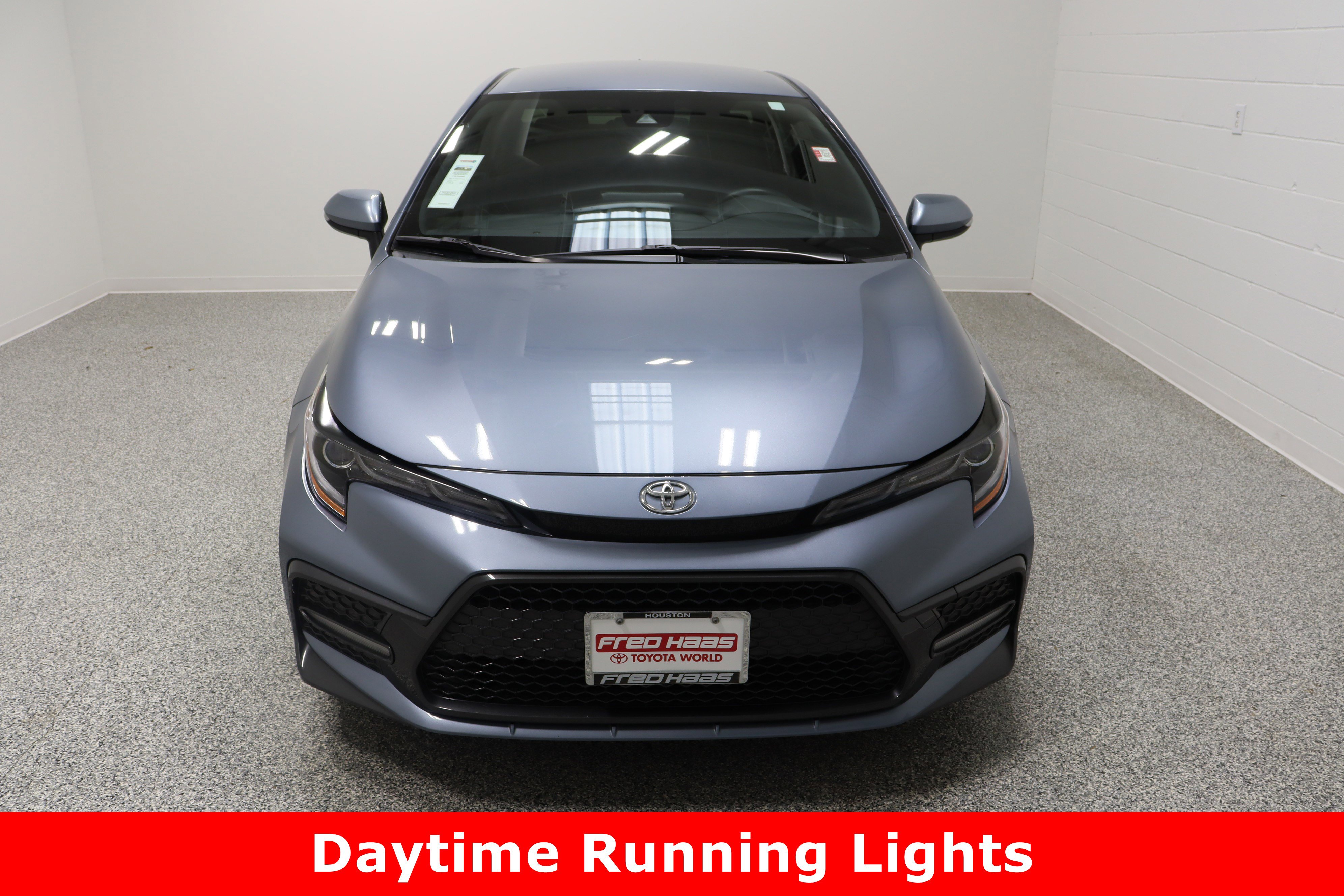 Used 2022 Toyota Corolla SE image 3