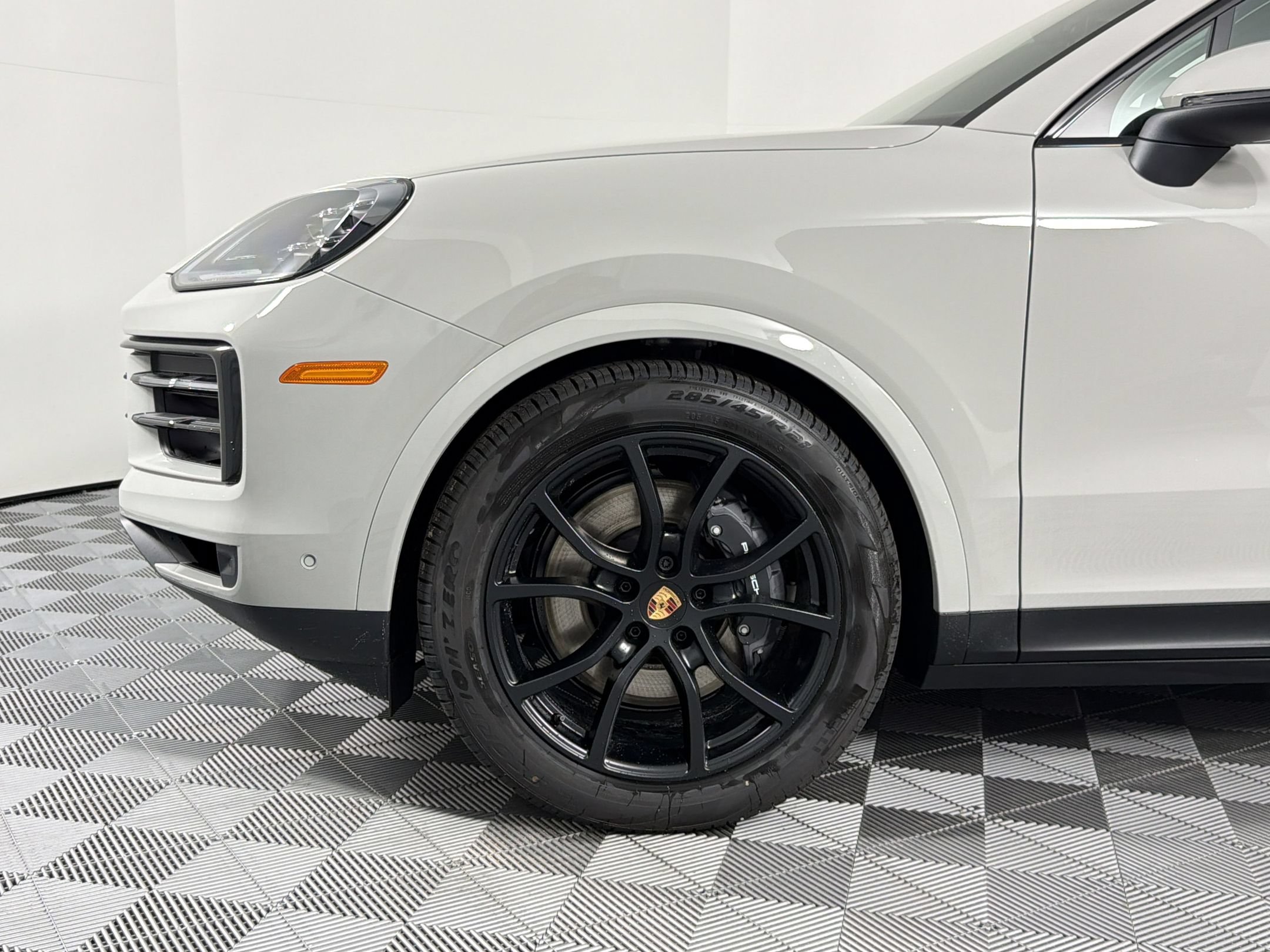 New 2026 Porsche Cayenne Coupe AWD/4WD image 12