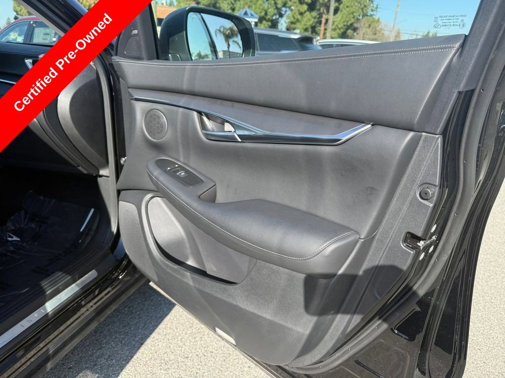Used 2025 INFINITI QX50 Pure image 30