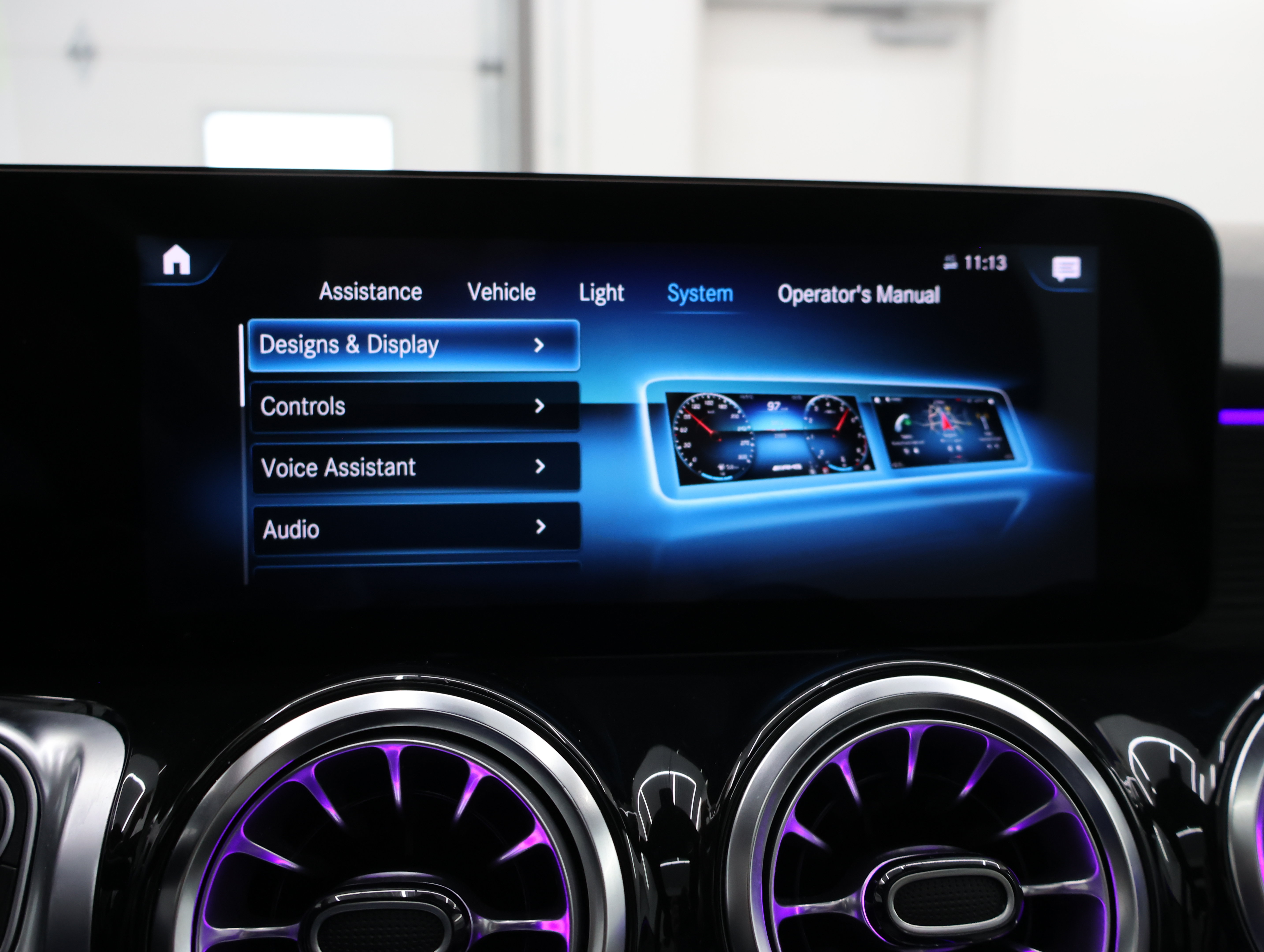 Used 2022 Mercedes-Benz GLB 35 AMG 4MATIC image 75