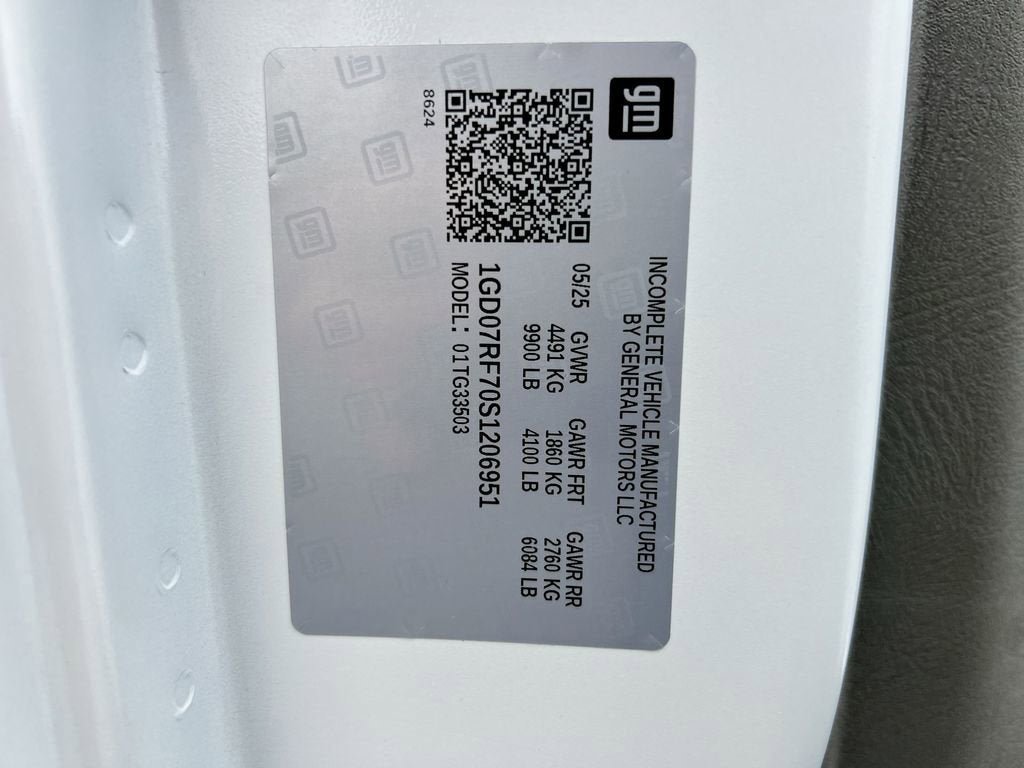 New 2025 GMC Savana 3500 w/ Power Convenience Package RWD image 79
