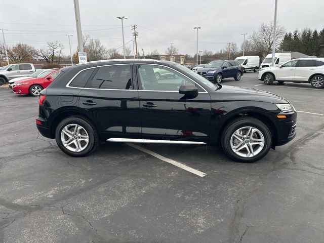 Used 2019 Audi Q5 2.0T Premium w/ Convenience Package image 3