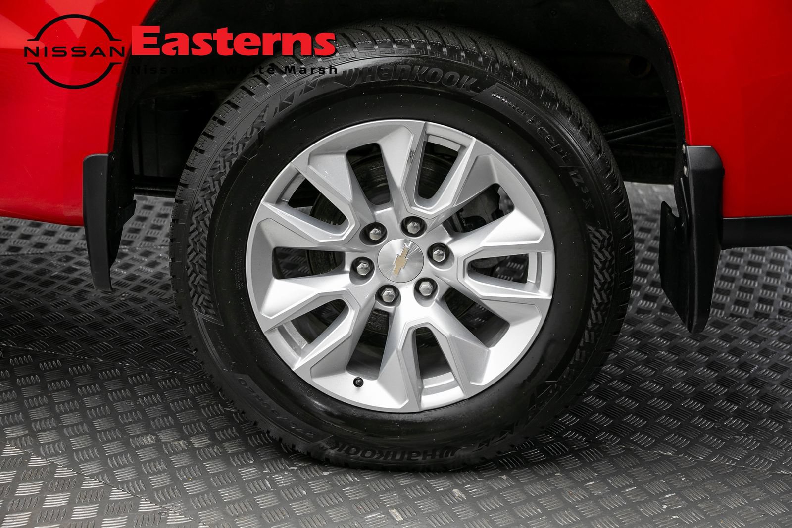 Used 2024 Chevrolet Silverado 1500 Custom AWD/4WD image 8