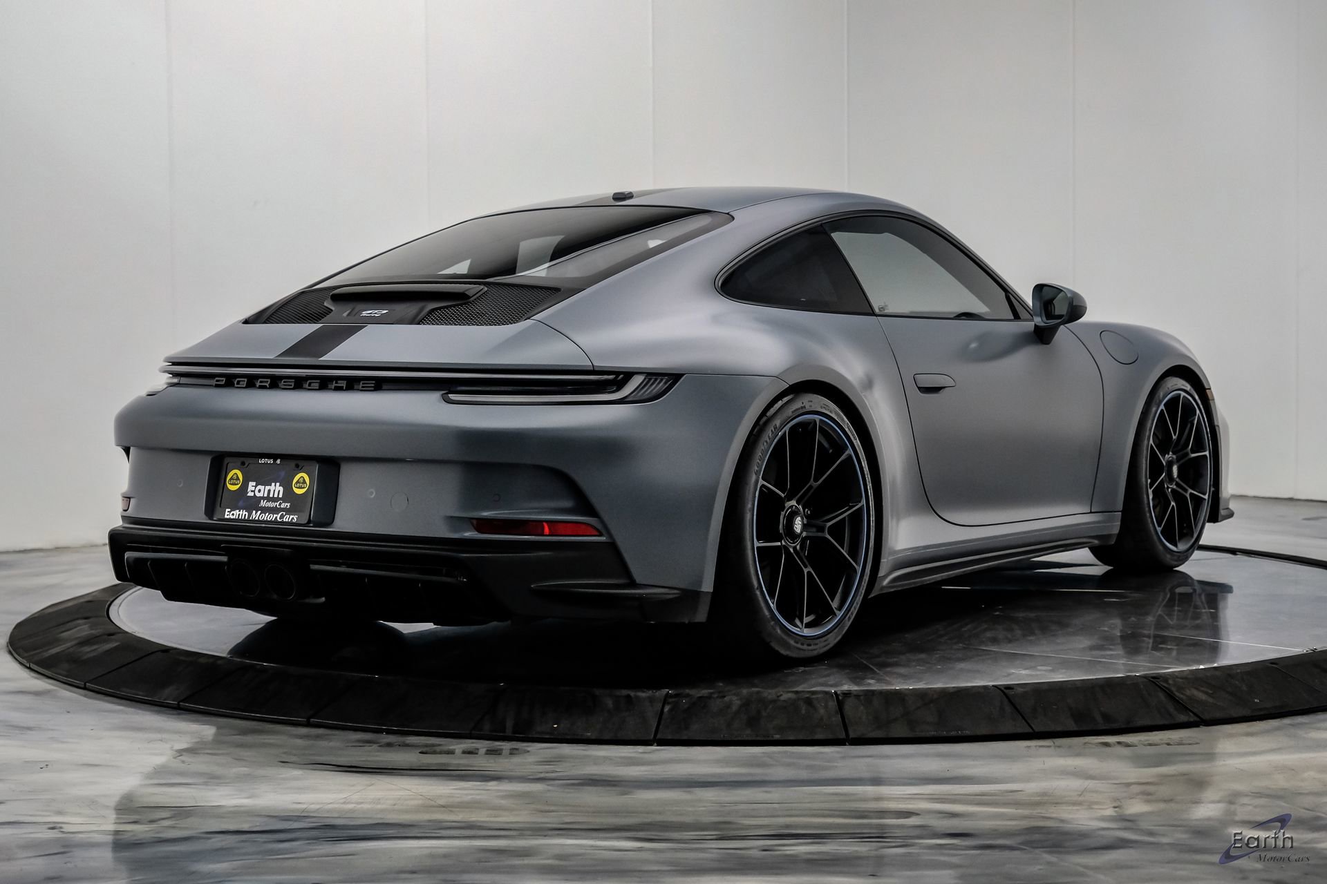 Used 2023 Porsche 911 GT3 RWD image 16