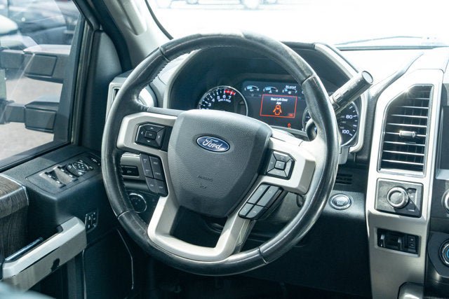 Used 2020 Ford F250 Lariat w/ Lariat Ultimate Package AWD/4WD image 31