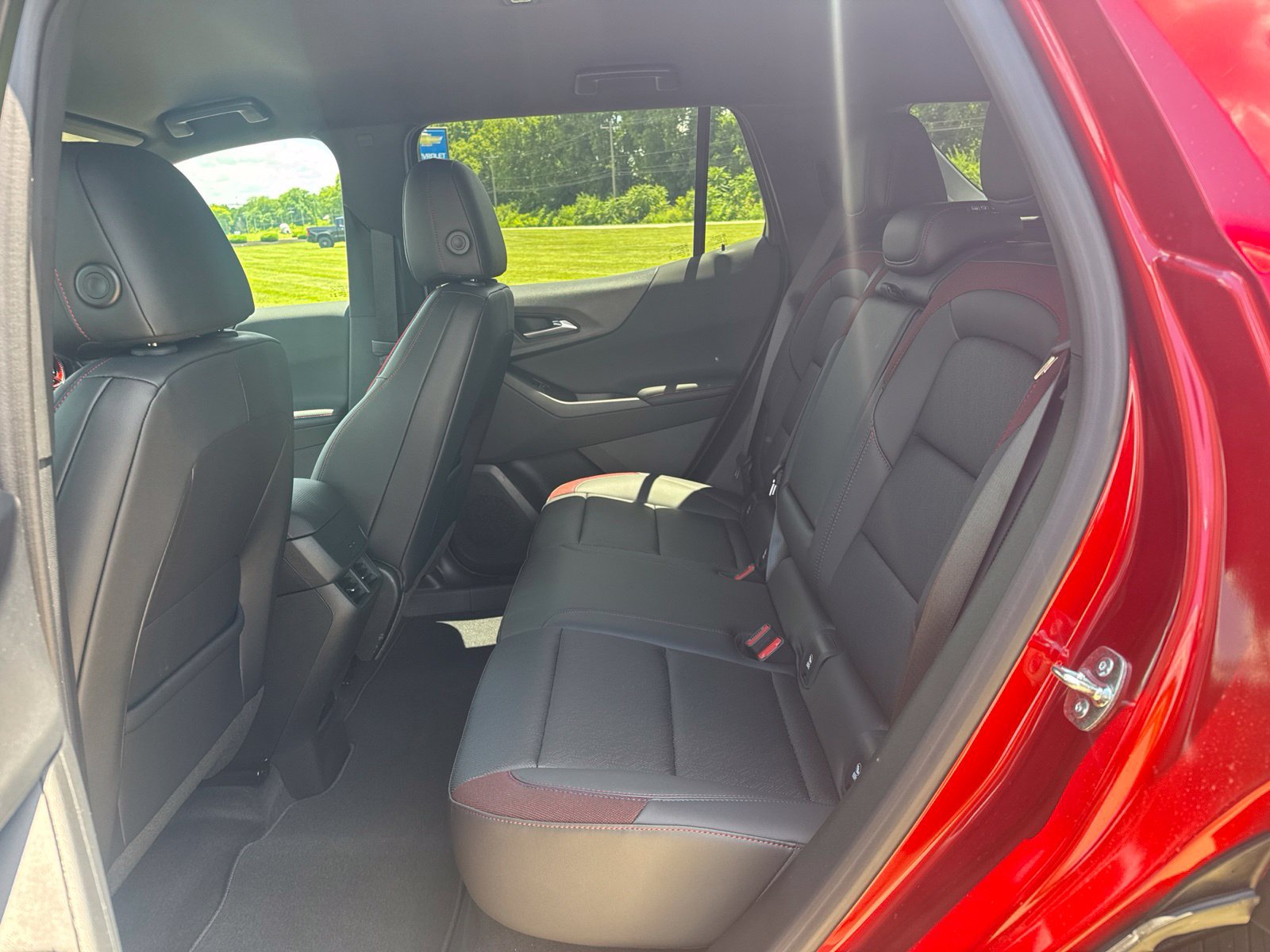 New 2026 Chevrolet Equinox RS FWD image 13