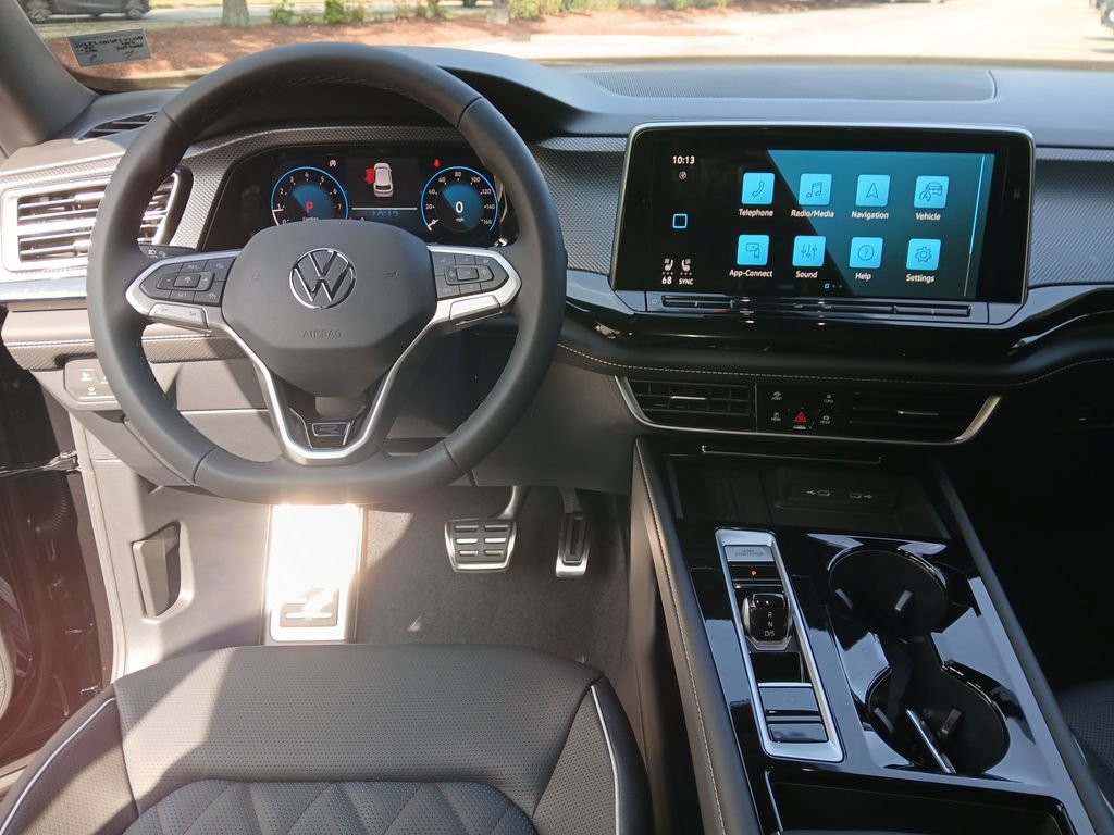 New 2026 Volkswagen Atlas Cross Sport SEL Premium R-Line AWD/4WD image 13