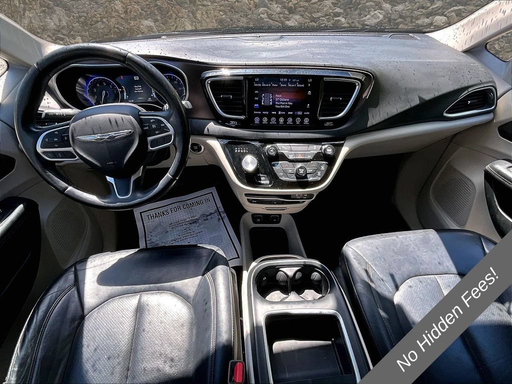 Used 2017 Chrysler Pacifica Touring-L Plus FWD image 13