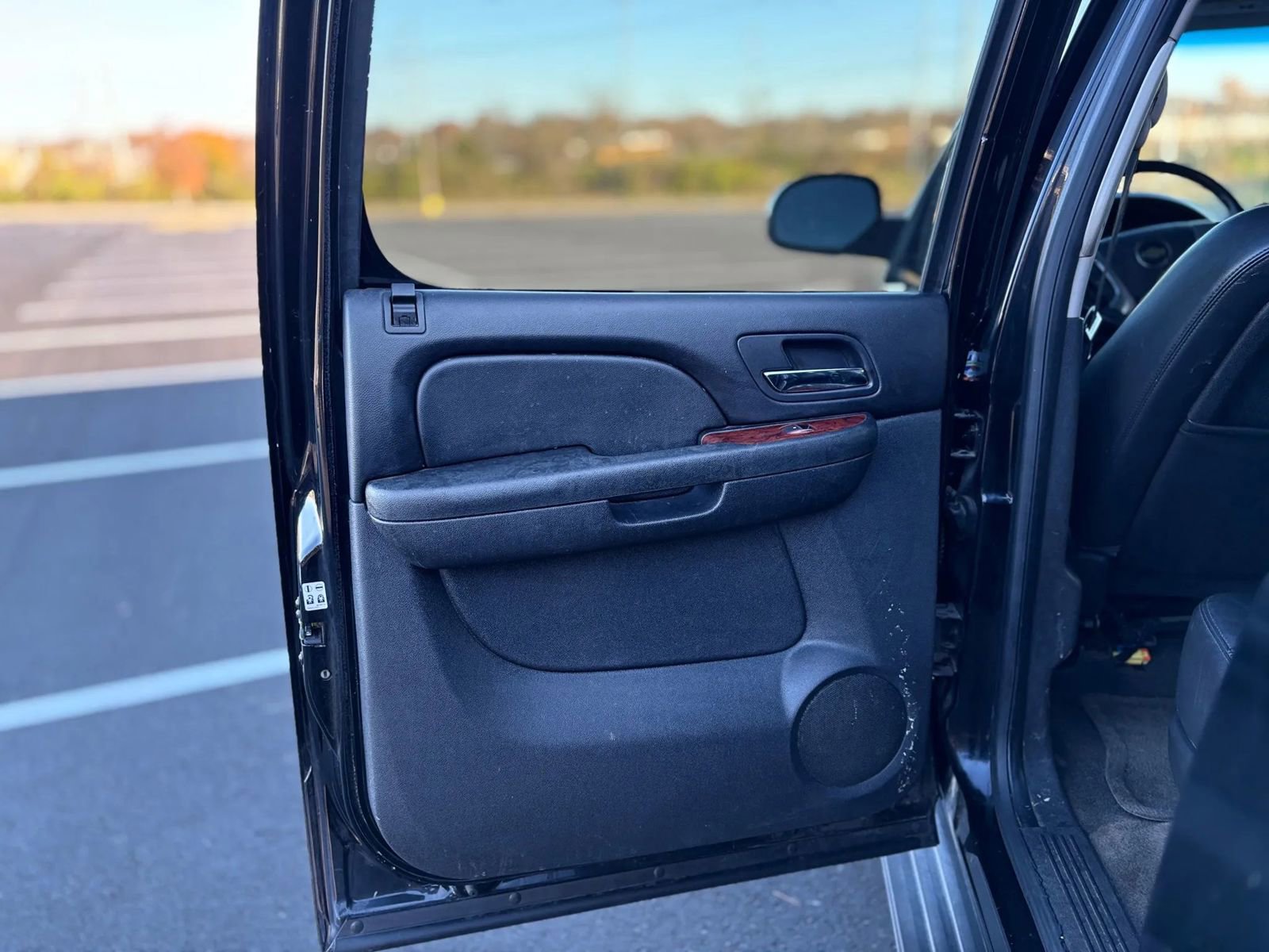 Used 2013 Chevrolet Suburban LT w/ All-Star Edition image 12