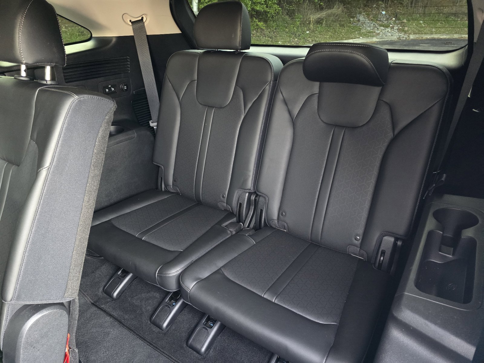 Used 2022 Kia Sorento S image 10