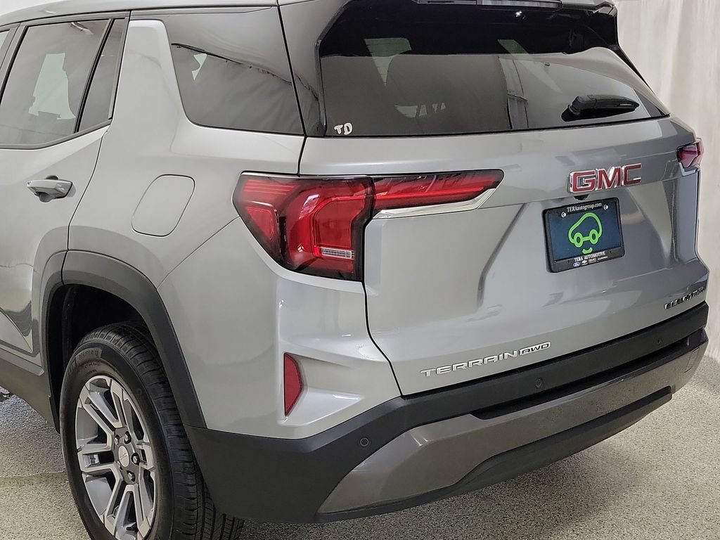 Certified 2026 GMC Terrain Elevation AWD/4WD image 7