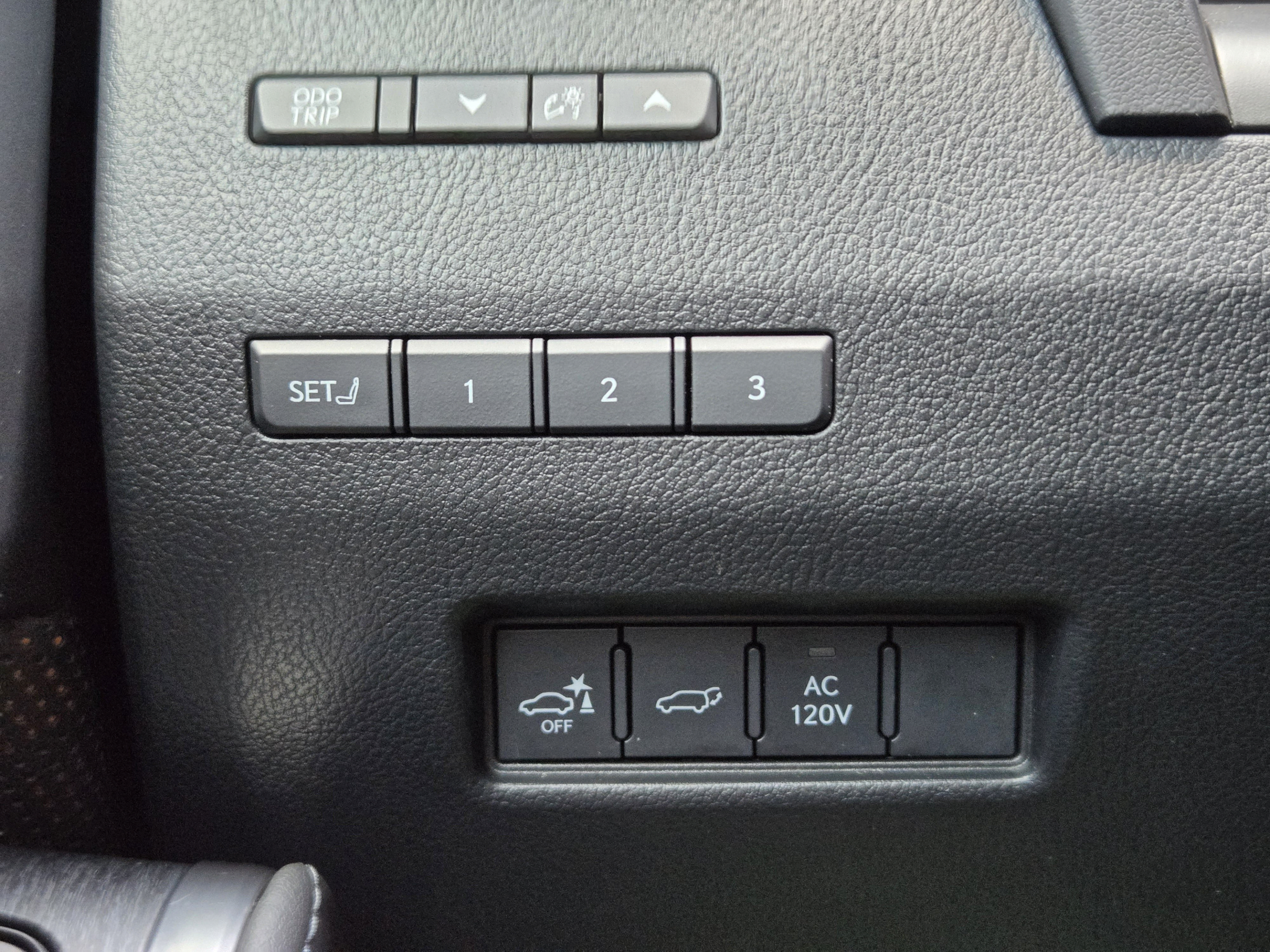 Used 2024 Lexus GX 550 w/ Cold Area Package AWD/4WD image 21